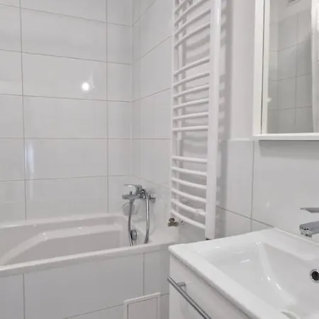 Sosnowe Bielany Отель 3*