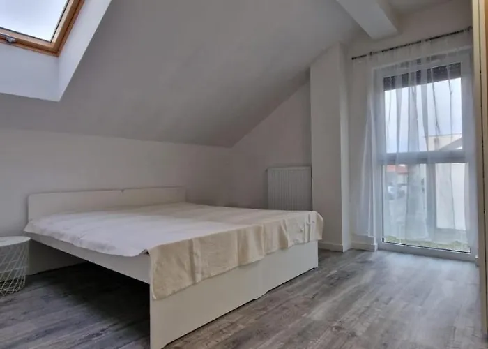 Hotel Sosnowe Bielany 3*